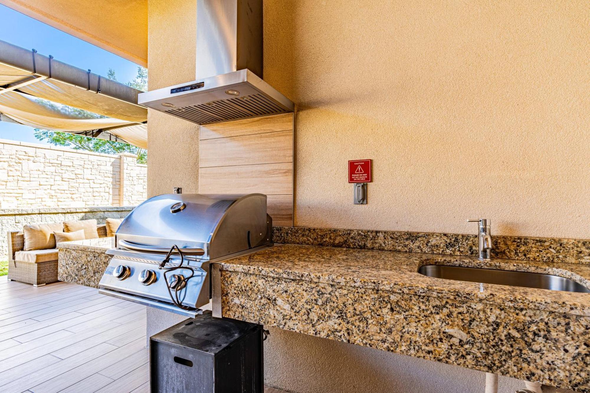 Private Hot Tub Bbq Grill At Magic Village Views Orlando Zewnętrze zdjęcie
